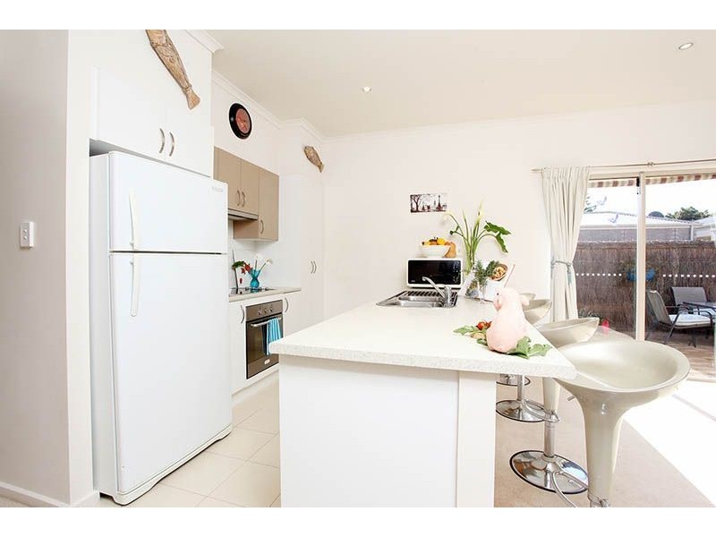 2 Smith Street, Encounter Bay SA 5211