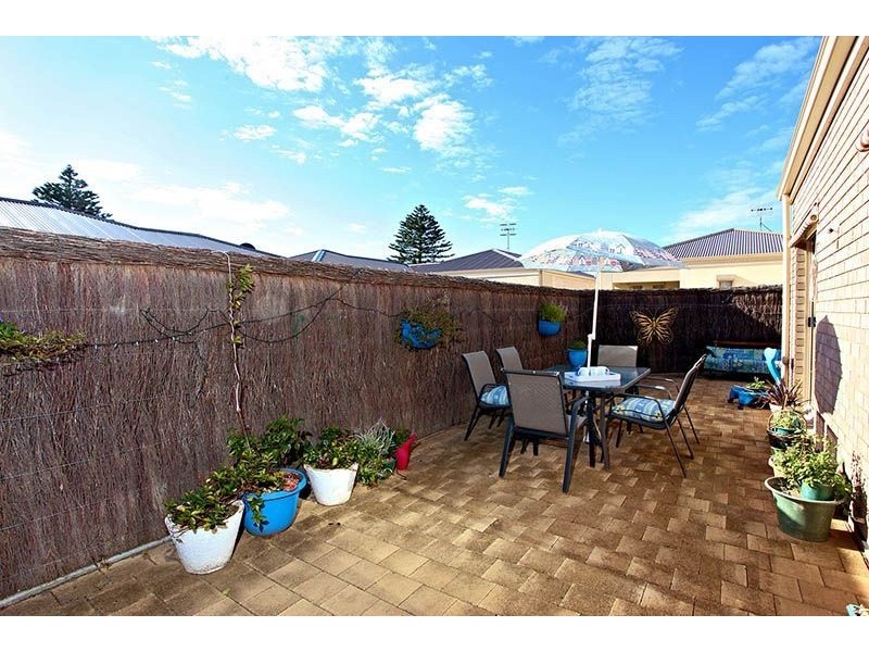 2 Smith Street, Encounter Bay SA 5211