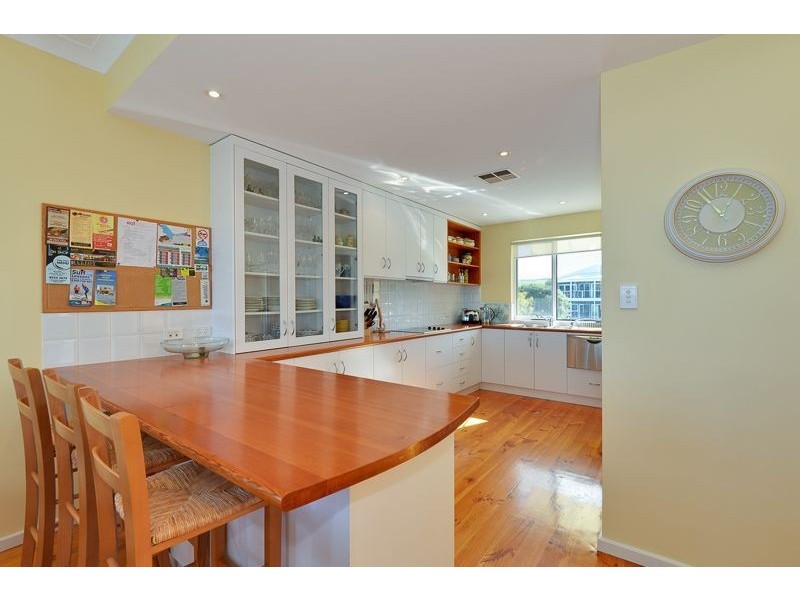 1B Seaview Avenue, Middleton SA 5213