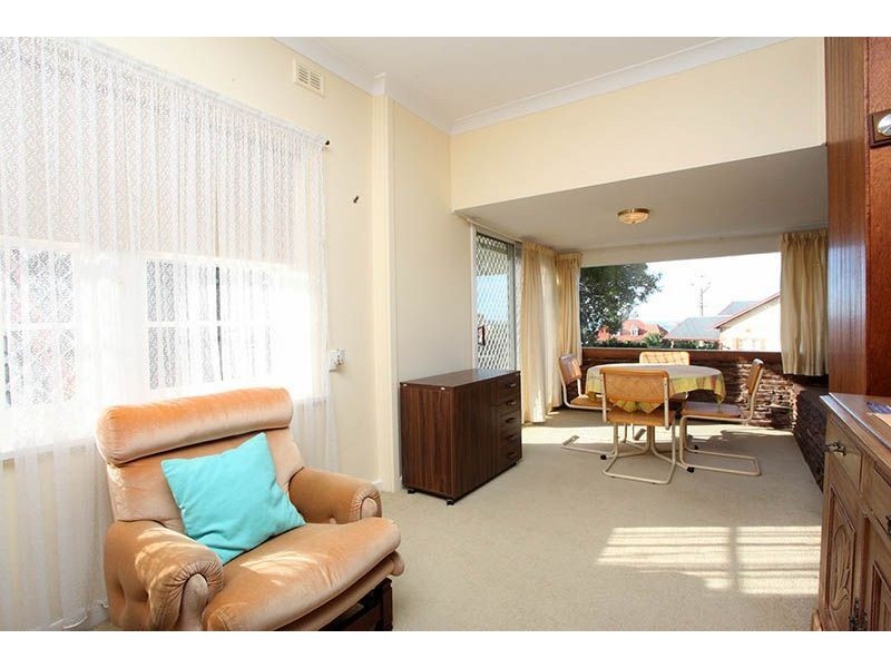 2 Antrim Street, Victor Harbor SA 5211