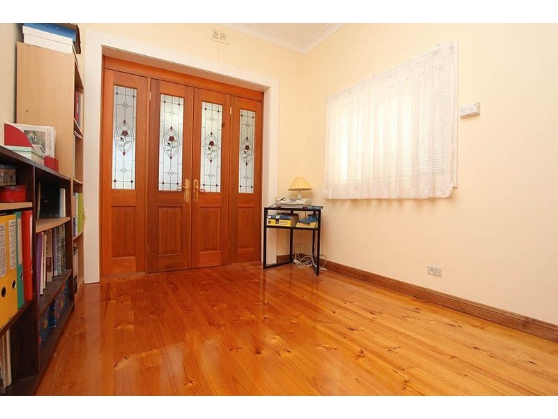 2 Antrim Street, Victor Harbor SA 5211