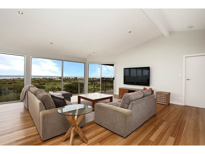 19 Newell Avenue, Middleton SA 5213