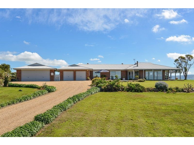 67 Ferrier Drive, Victor Harbor SA 5211
