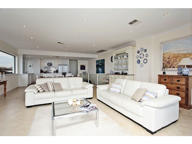 4 Ocean Parade, Middleton SA 5213