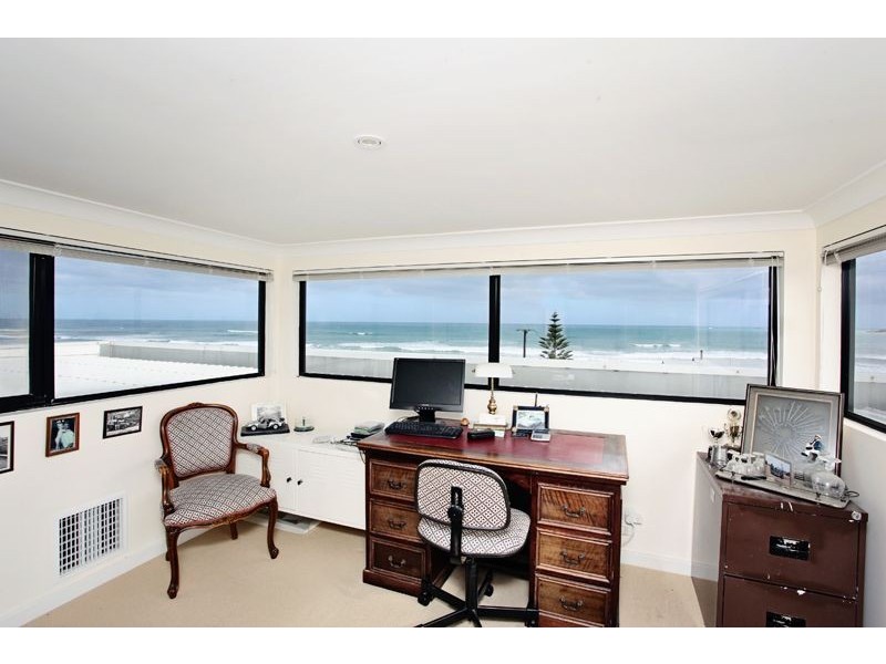 4 Ocean Parade, Middleton SA 5213