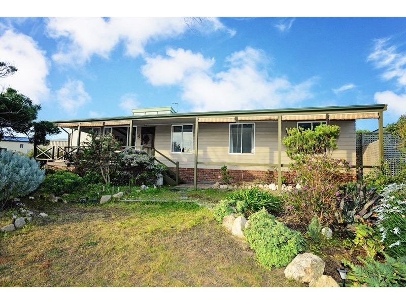 22 England Avenue, Port Elliot SA 5212