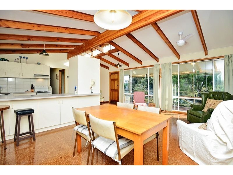 22 England Avenue, Port Elliot SA 5212