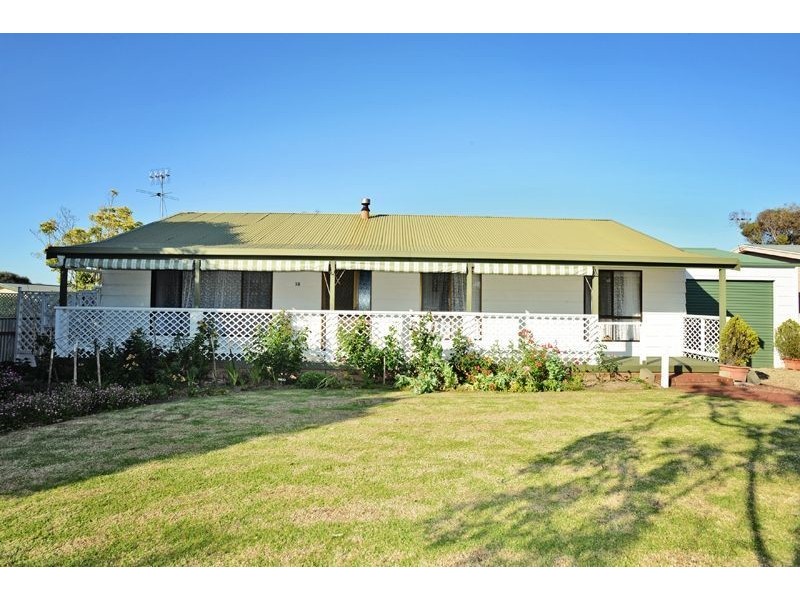 18 Orr Street, Goolwa Beach SA 5214