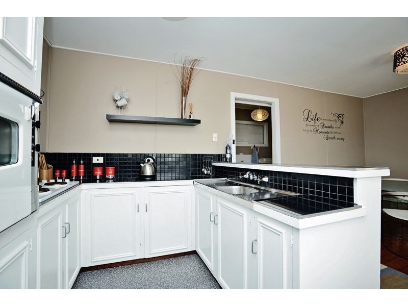 3 Eatts Place, Port Elliot SA 5212