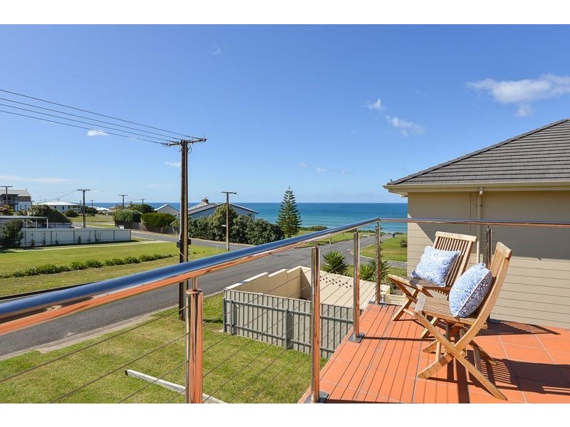 3 First Avenue, Hayborough SA 5211