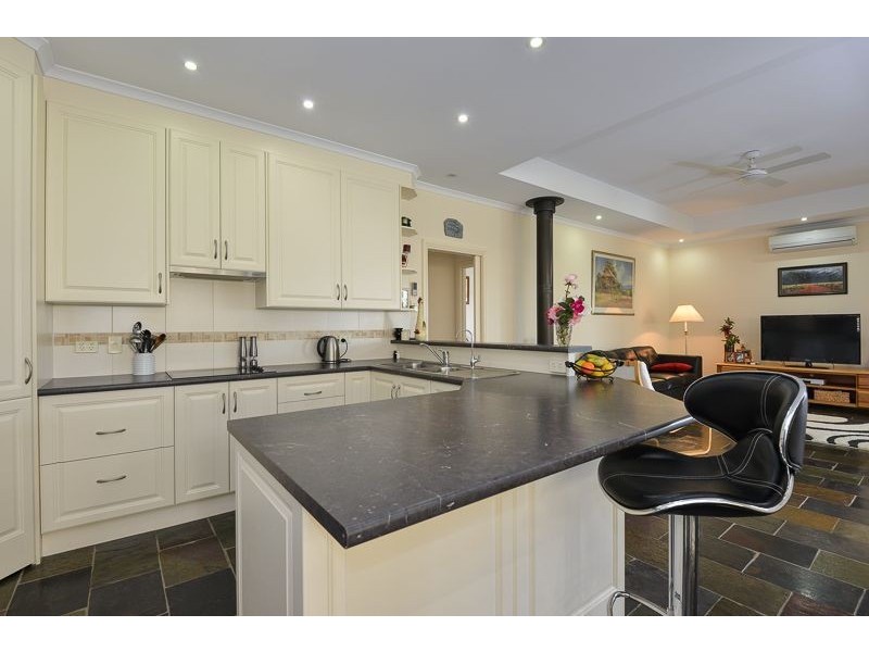 7 Pomery Street, Port Elliot SA 5212