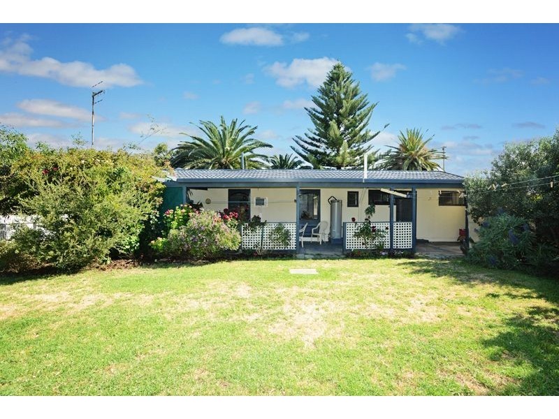 12 Hazel Street, Goolwa Beach SA 5214