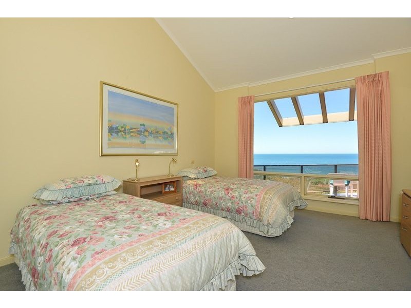 1 Peroomba Terrace, Hayborough SA 5211