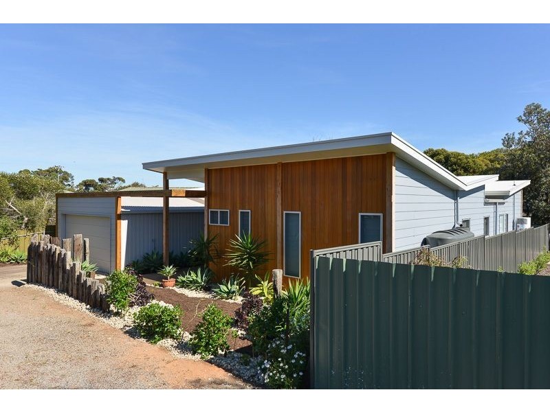 14 Henry Street, Port Elliot SA 5212