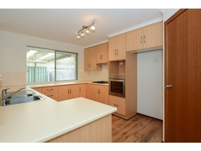 2 Manning Avenue, Encounter Bay SA 5211