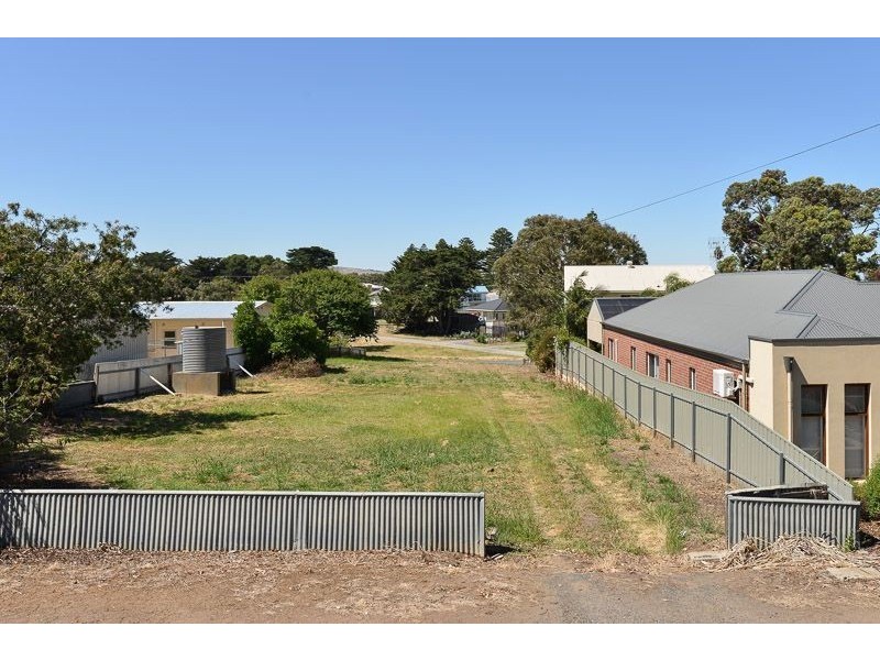 12 Nevin Avenue, Encounter Bay SA 5211