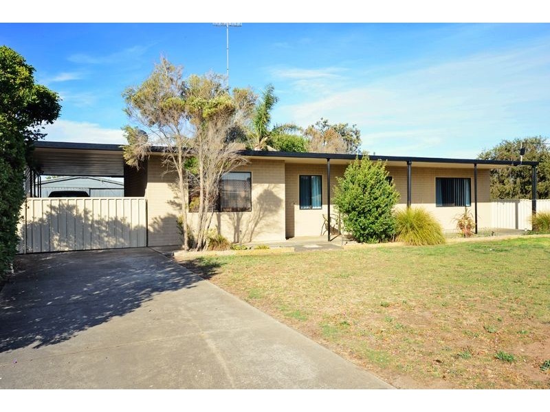 4 Evans Street, Goolwa Beach SA 5214