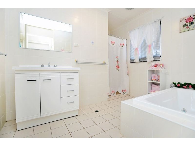 4 Evans Street, Goolwa Beach SA 5214