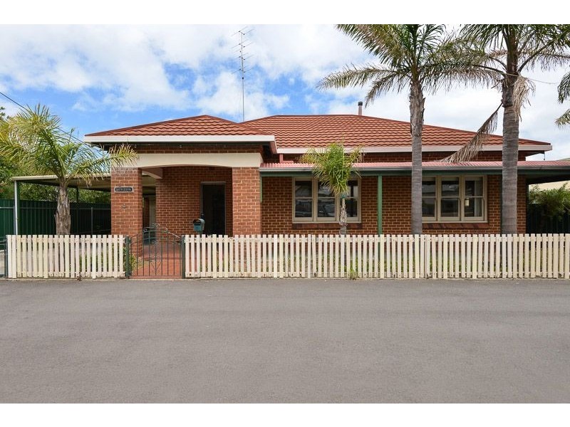 54 Victoria Street, Victor Harbor SA 5211