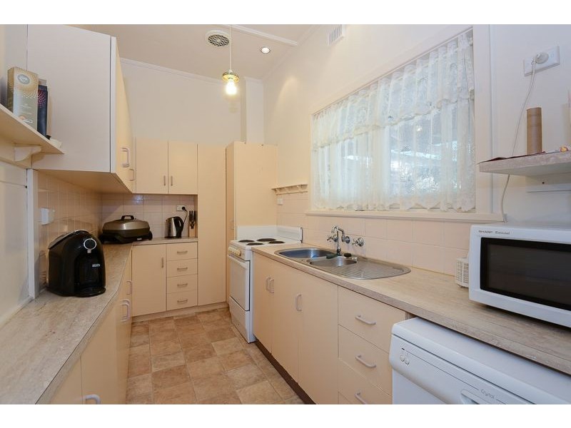 54 Victoria Street, Victor Harbor SA 5211