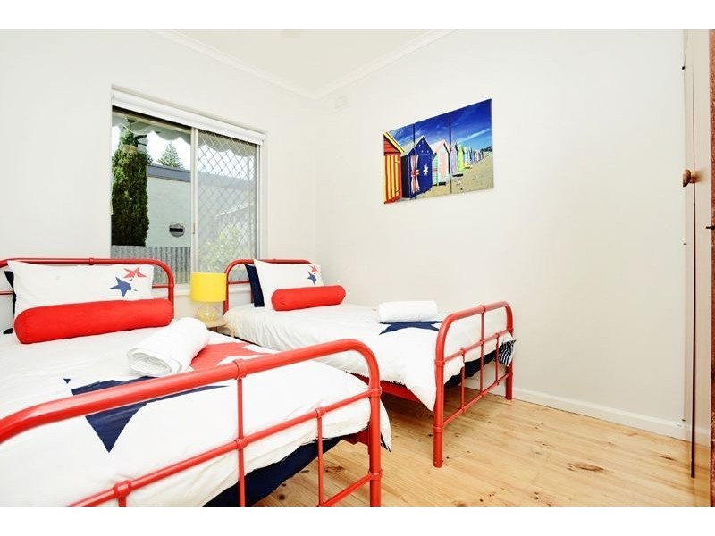 8/51-53 Victoria Street, Victor Harbor SA 5211