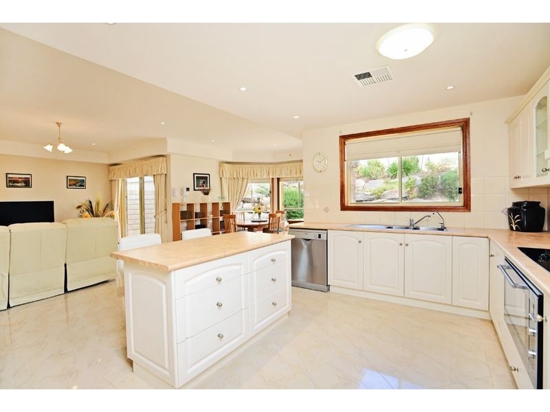 21 Orca Place, Encounter Bay SA 5211