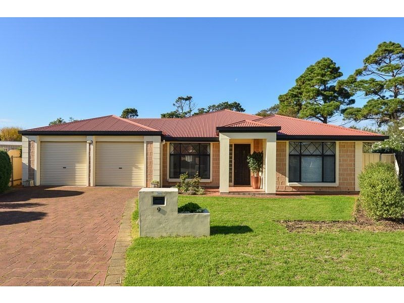 9 Hooghly Court, Mccracken SA 5211