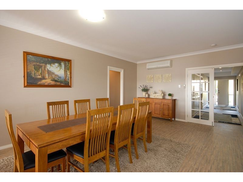 6 Tudor Avenue, Victor Harbor SA 5211