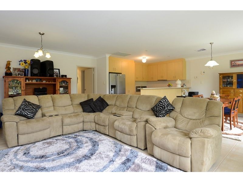 12 Missen Avenue, Hayborough SA 5211