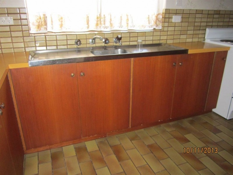 2/42 Newland Street, Victor Harbor SA 5211