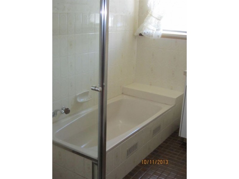 2/42 Newland Street, Victor Harbor SA 5211