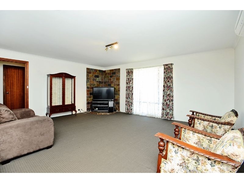 9 Estick Street, Goolwa Beach SA 5214