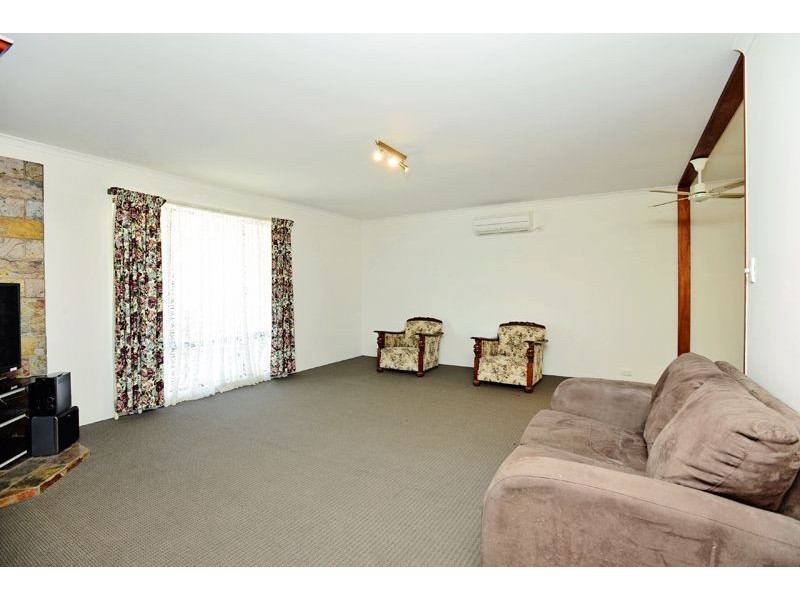 9 Estick Street, Goolwa Beach SA 5214