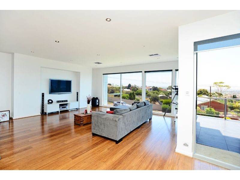 11 Wright Terrace, Encounter Bay SA 5211