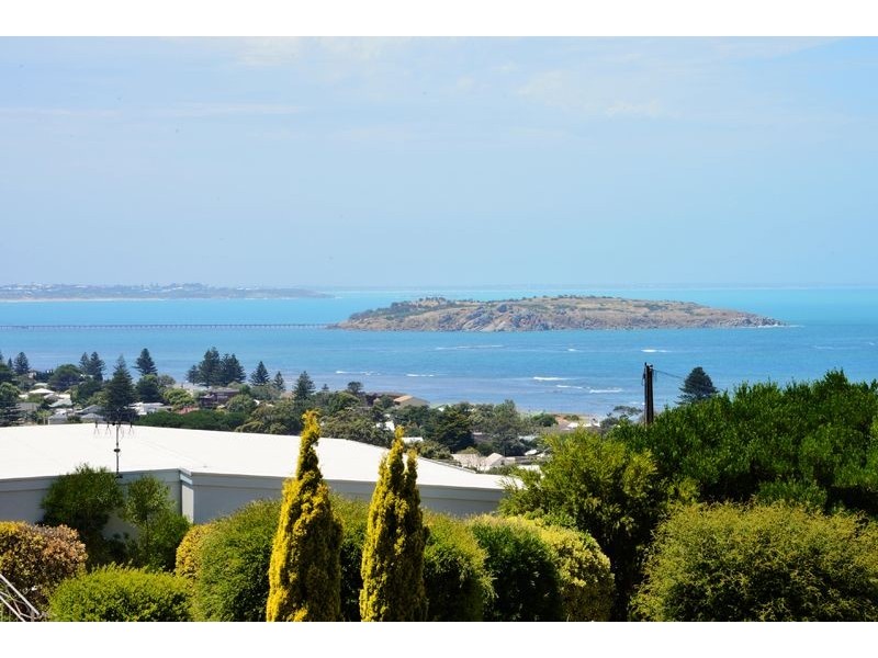 11 Wright Terrace, Encounter Bay SA 5211