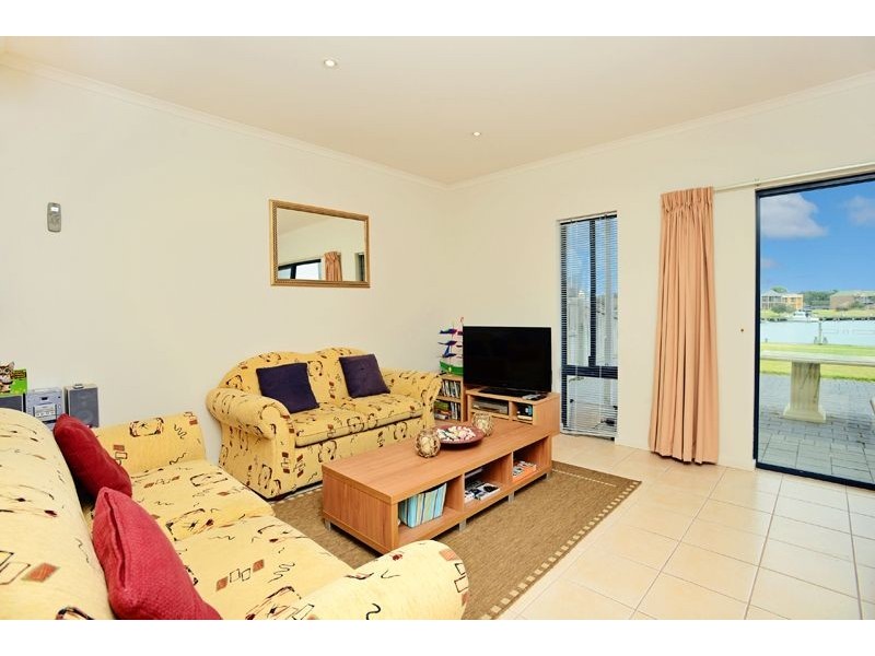 19 Ventura Place, Hindmarsh Island SA 5214