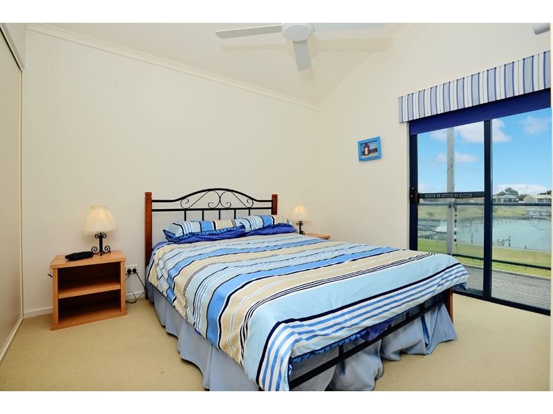 19 Ventura Place, Hindmarsh Island SA 5214