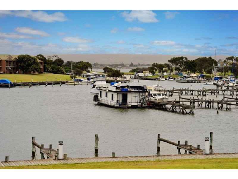 19 Ventura Place, Hindmarsh Island SA 5214
