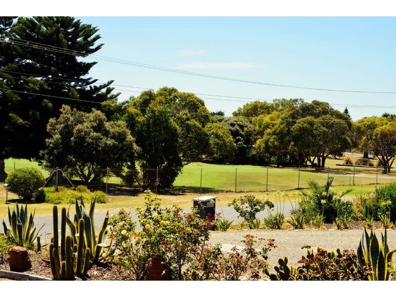 3 Billabong Road, Goolwa South SA 5214