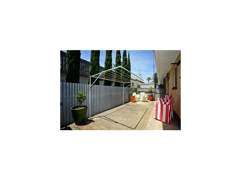 8/51-53 Victoria Street, Victor Harbor SA 5211