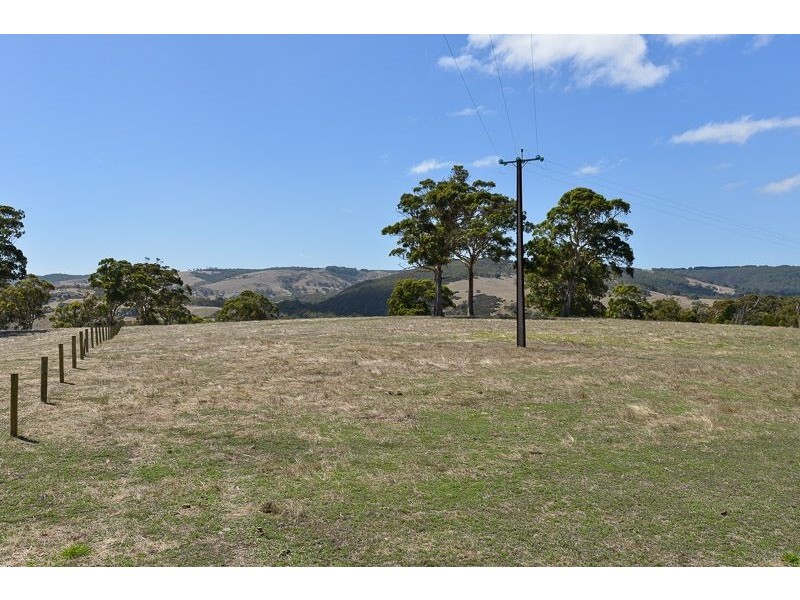 300 & 301 Parsons Road, Inman Valley SA 5211