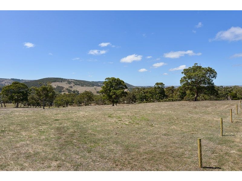 300 & 301 Parsons Road, Inman Valley SA 5211