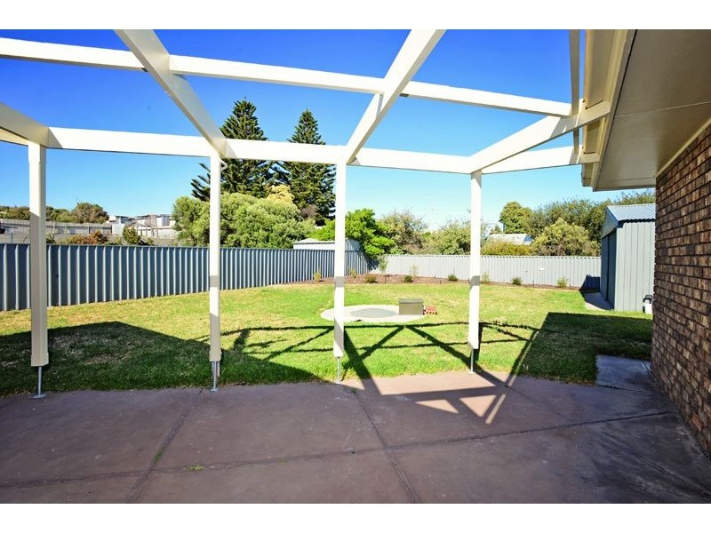 14 Beach Road, Goolwa South SA 5214