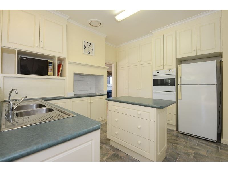 39 Strangways Ave, Hayborough SA 5211