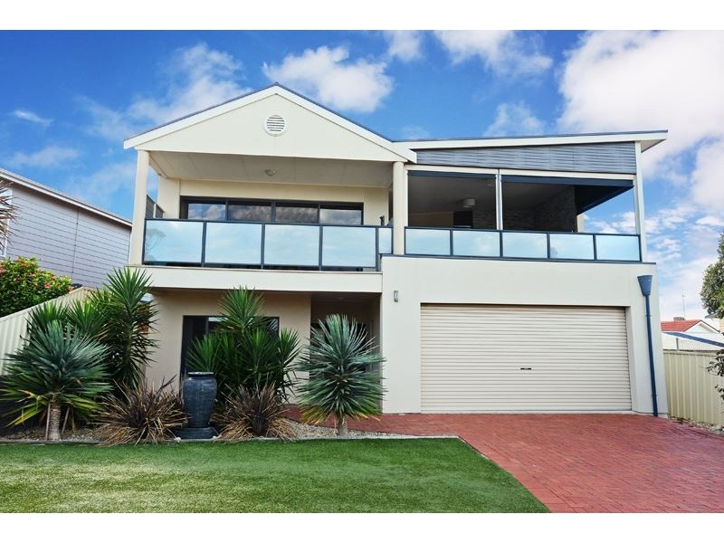 4 Sinclair Street, Hayborough SA 5211