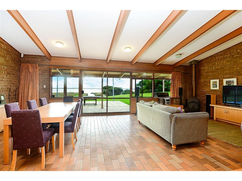 575 Randell Road, Hindmarsh Island SA 5214