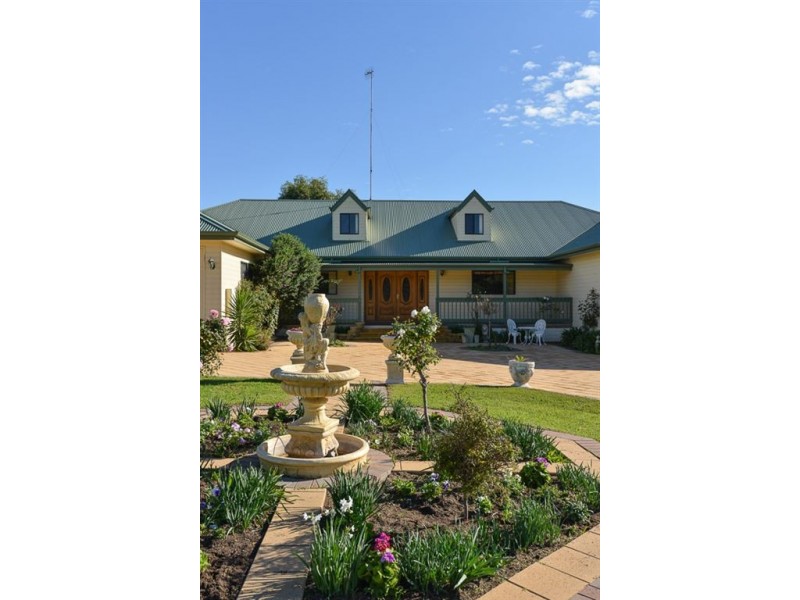 49 Swains Crossing Road, Victor Harbor SA 5211