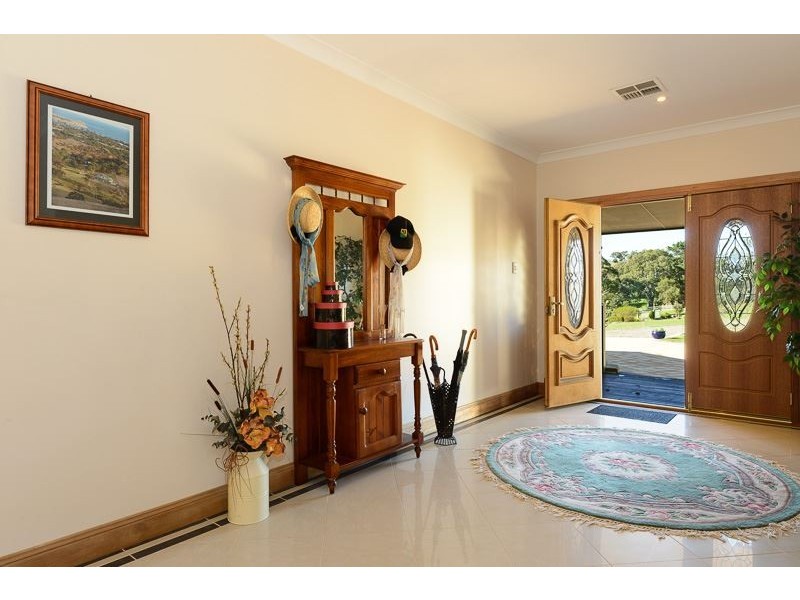 49 Swains Crossing Road, Victor Harbor SA 5211