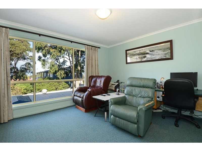 10 Hillview Road, Victor Harbor SA 5211