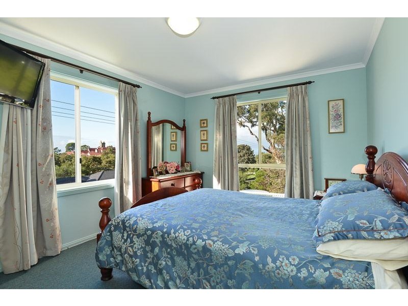 10 Hillview Road, Victor Harbor SA 5211